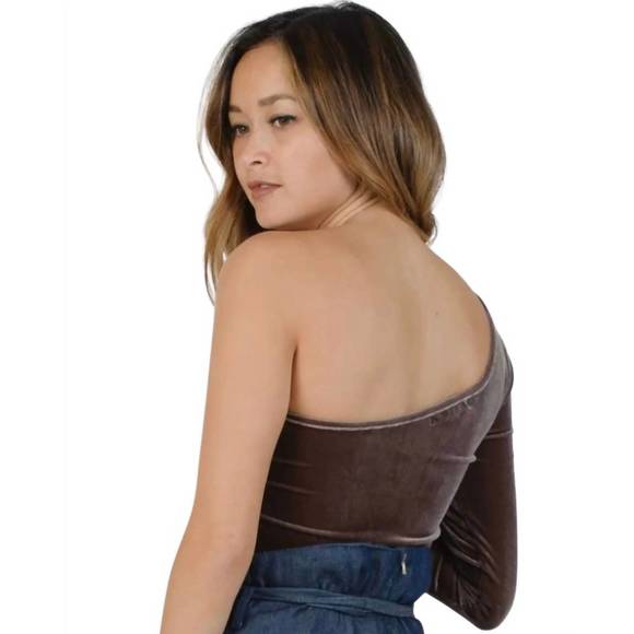NEW LUCCA one shoulder velvet top in mink - Picture 3 of 3